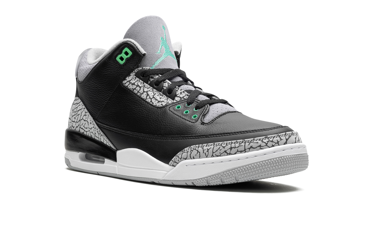 Air Jordan 3 Retro "Green Glow" CT8532 031