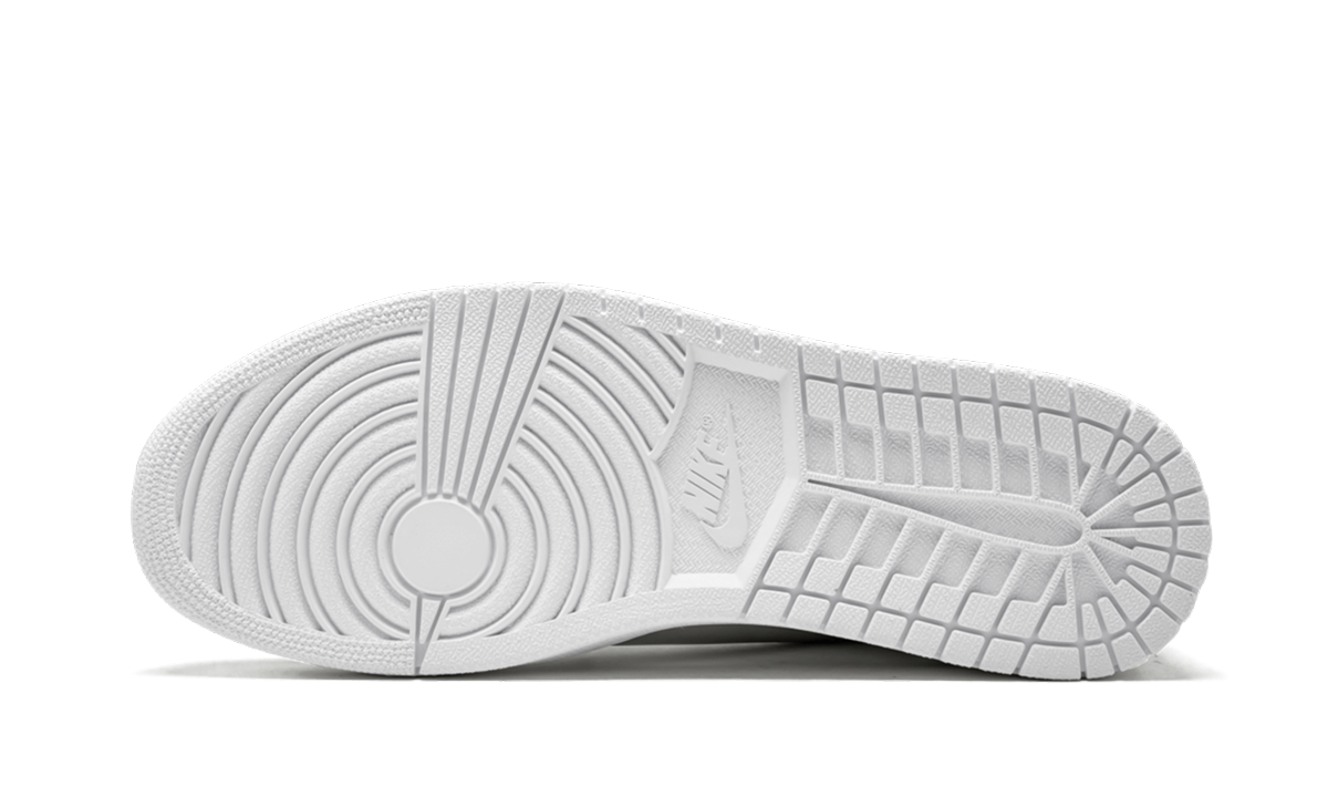 Air Jordan 1 Low Pinnacle "Metallic Silver"