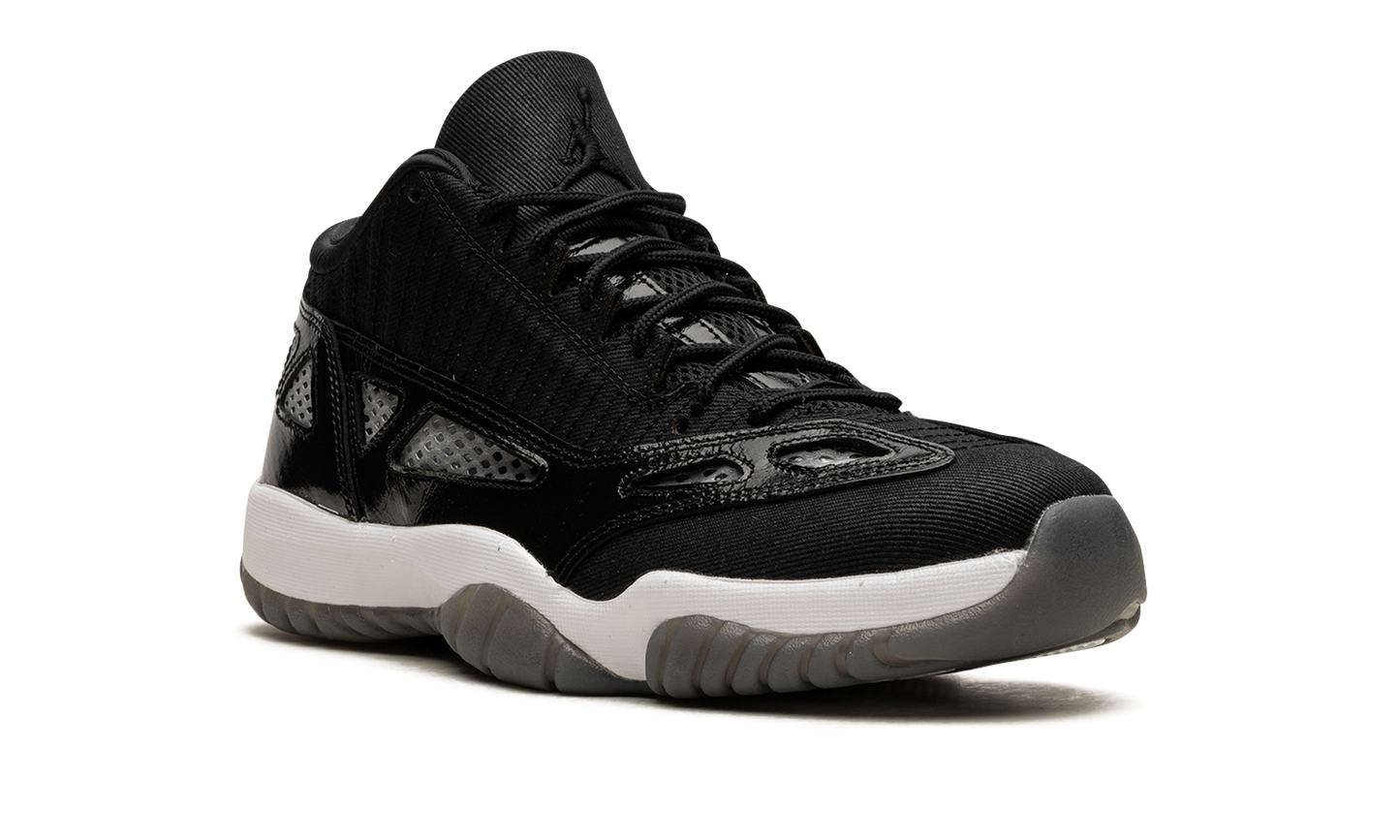 Air Jordan 11 Low IE "Black/White" 919712 001