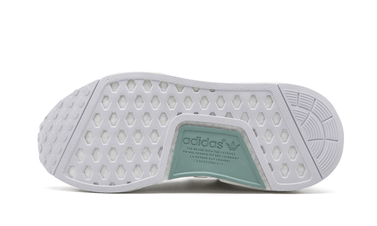 NMD_R1 WMNS