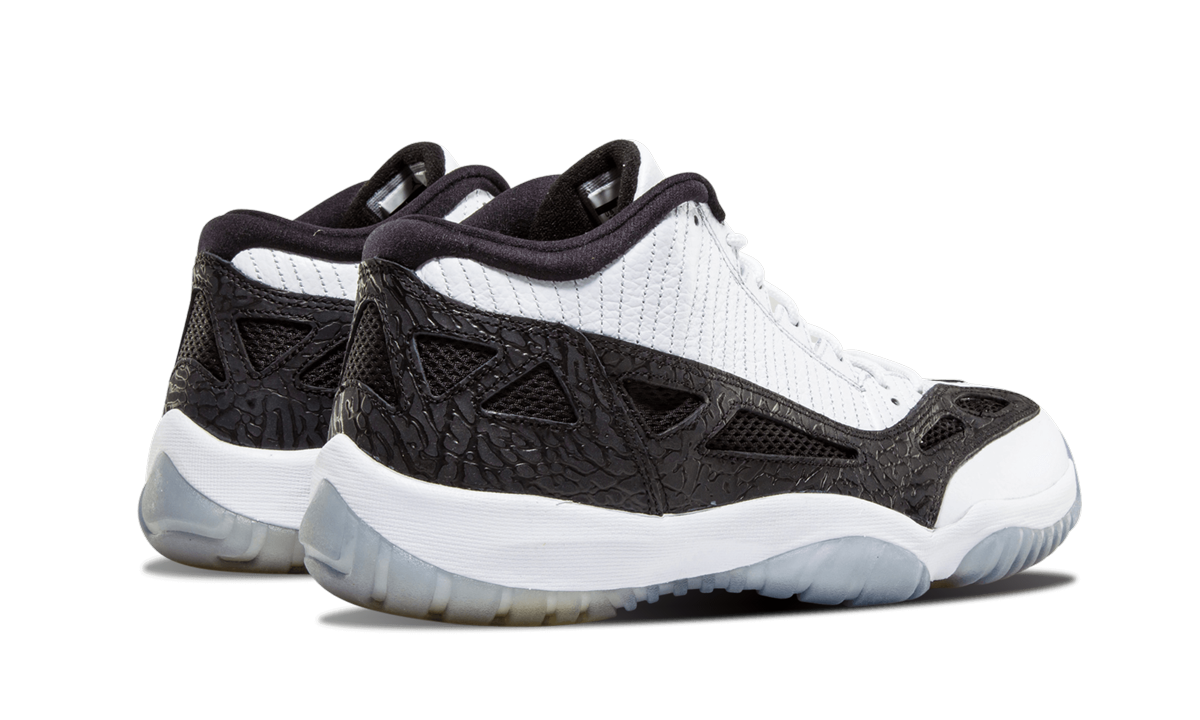 Air Jordan 11 Retro Low