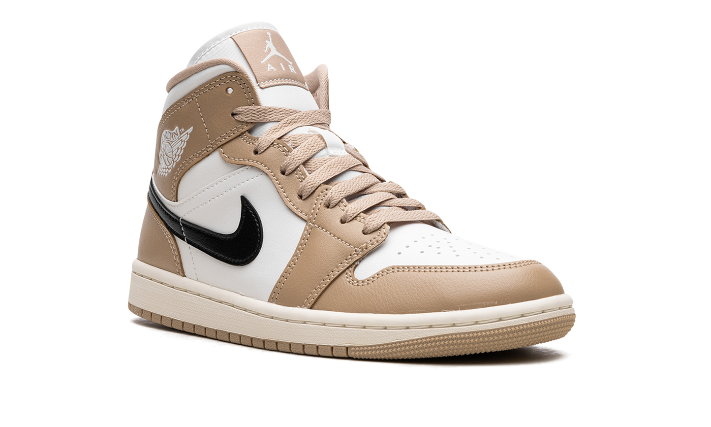 AIR JORDAN 1 MID WMNS "Desert" BQ6472 103