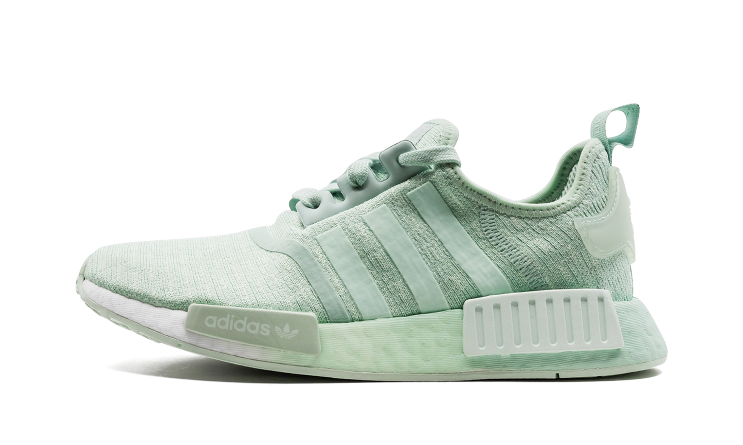 NMD_R1 WMNS