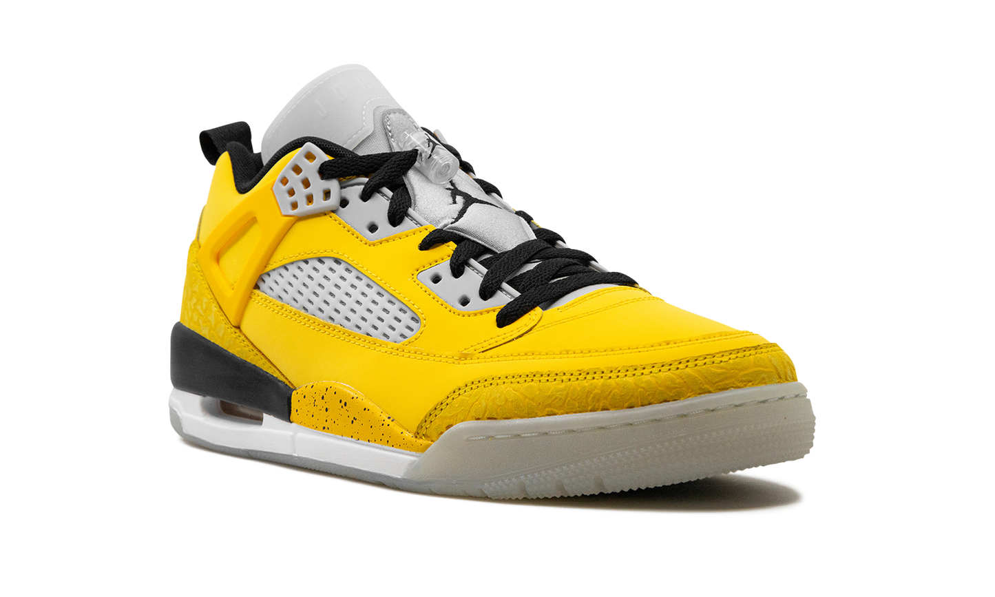 Jordan Spizike Low "Lightning" HF4319 741