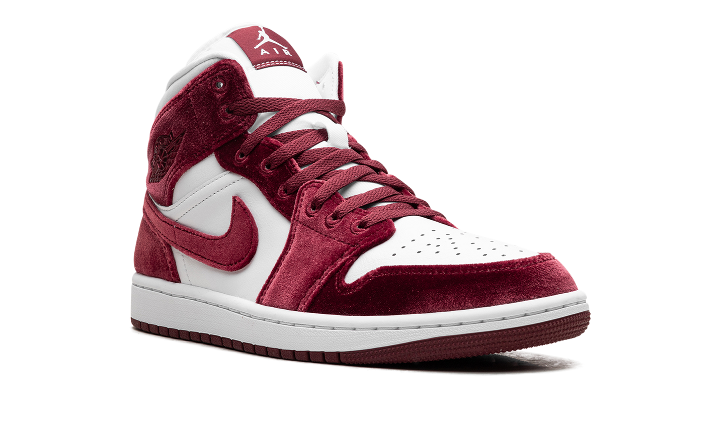 JORDAN 1 MID SE WMNS "Red Velvet" FZ3334 100