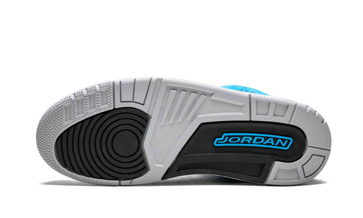 Air Jordan 3 Retro "Powder Blue" 136064 406