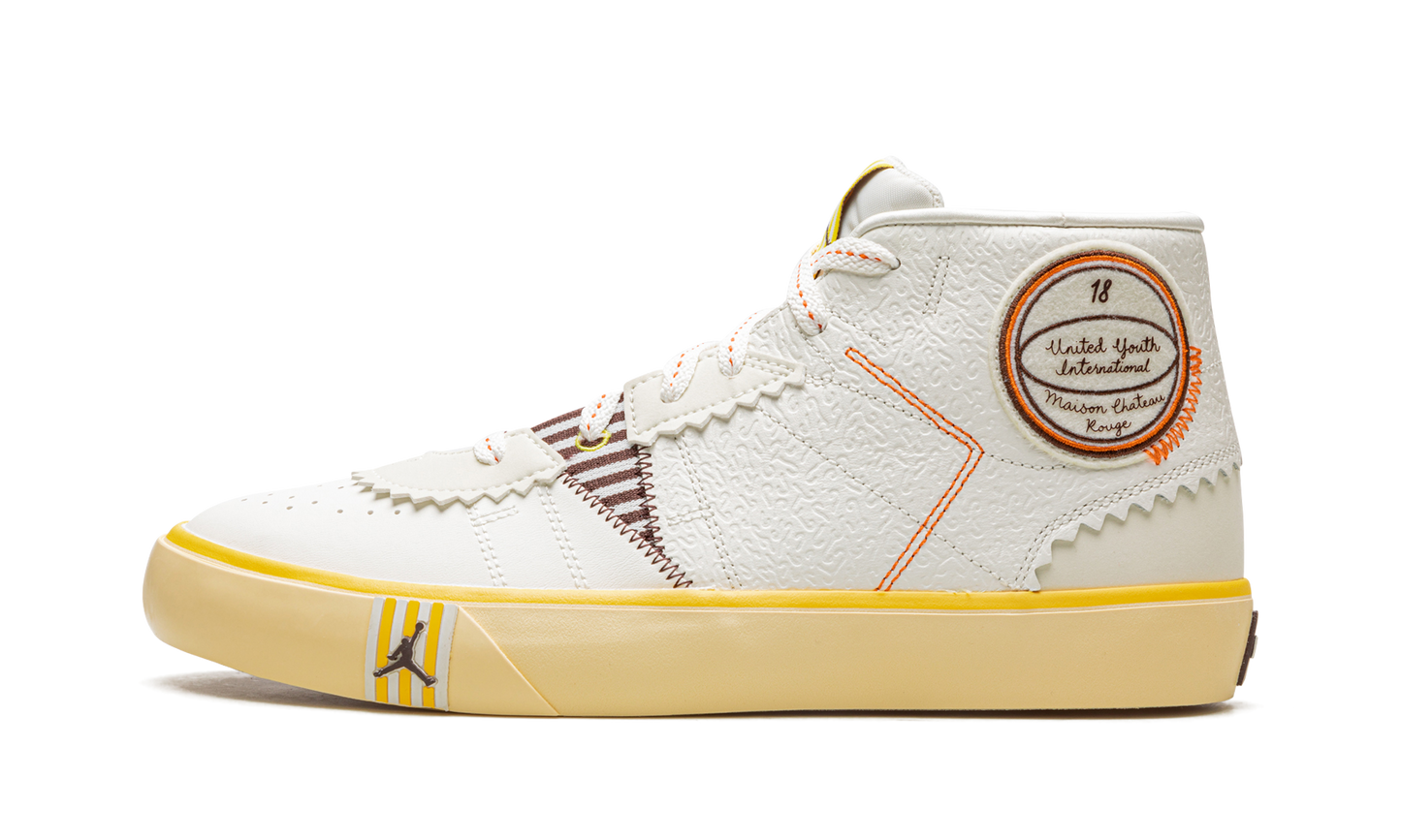 Series Mid "Maison Chateau Rouge" DO5247 122