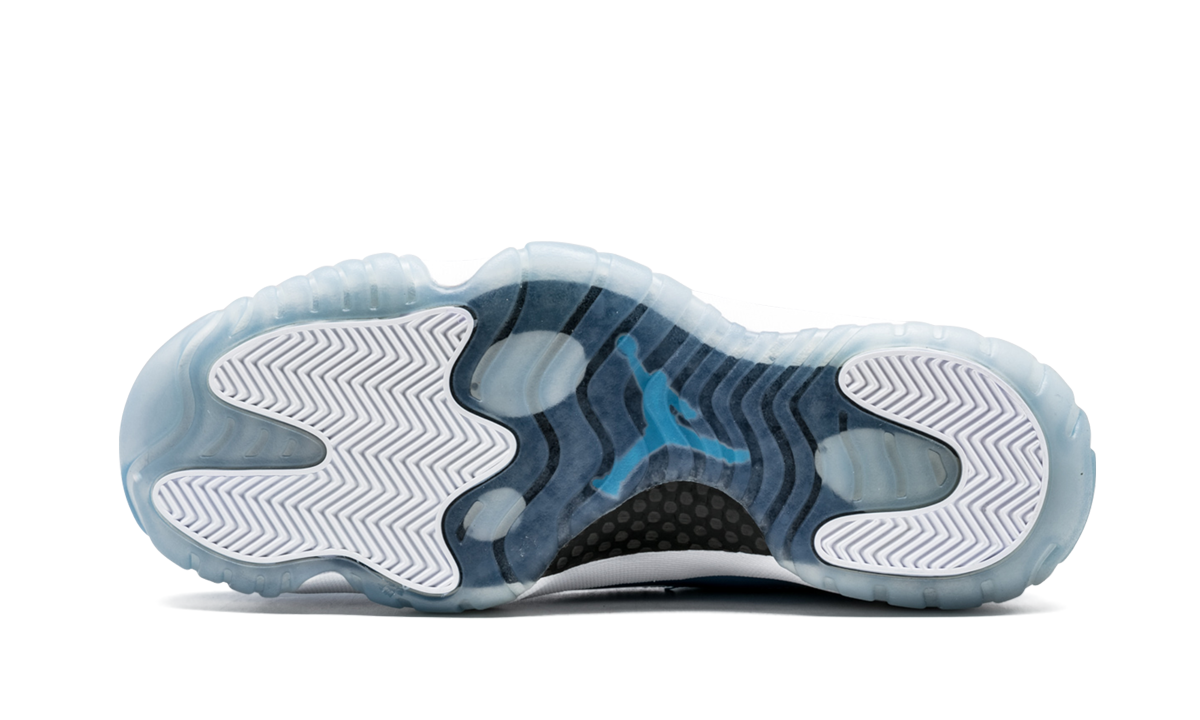 Air Jordan 11 Retro "Pantone" 689479 405