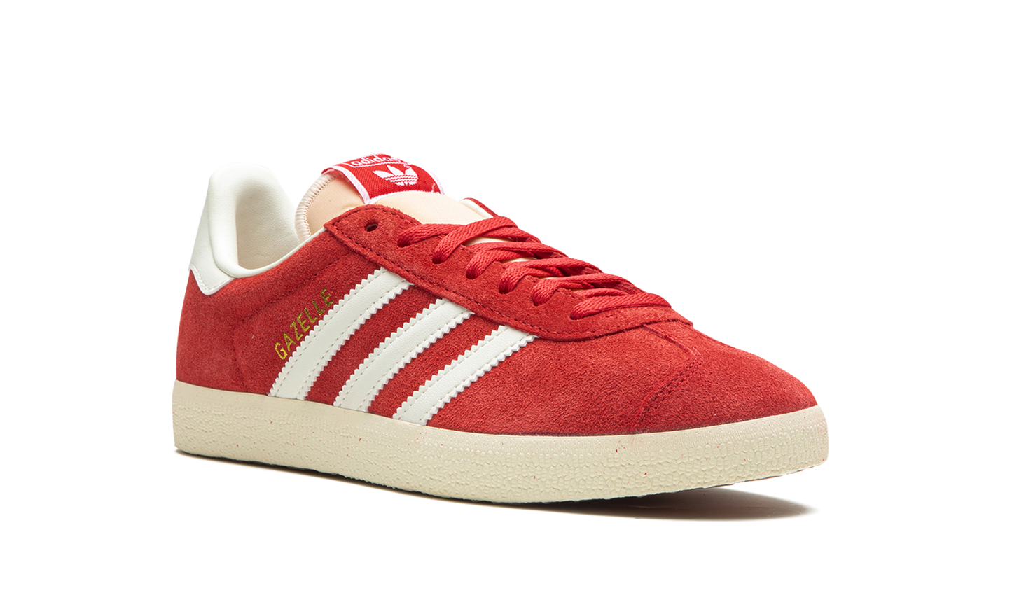 Gazelle "Glory Red"