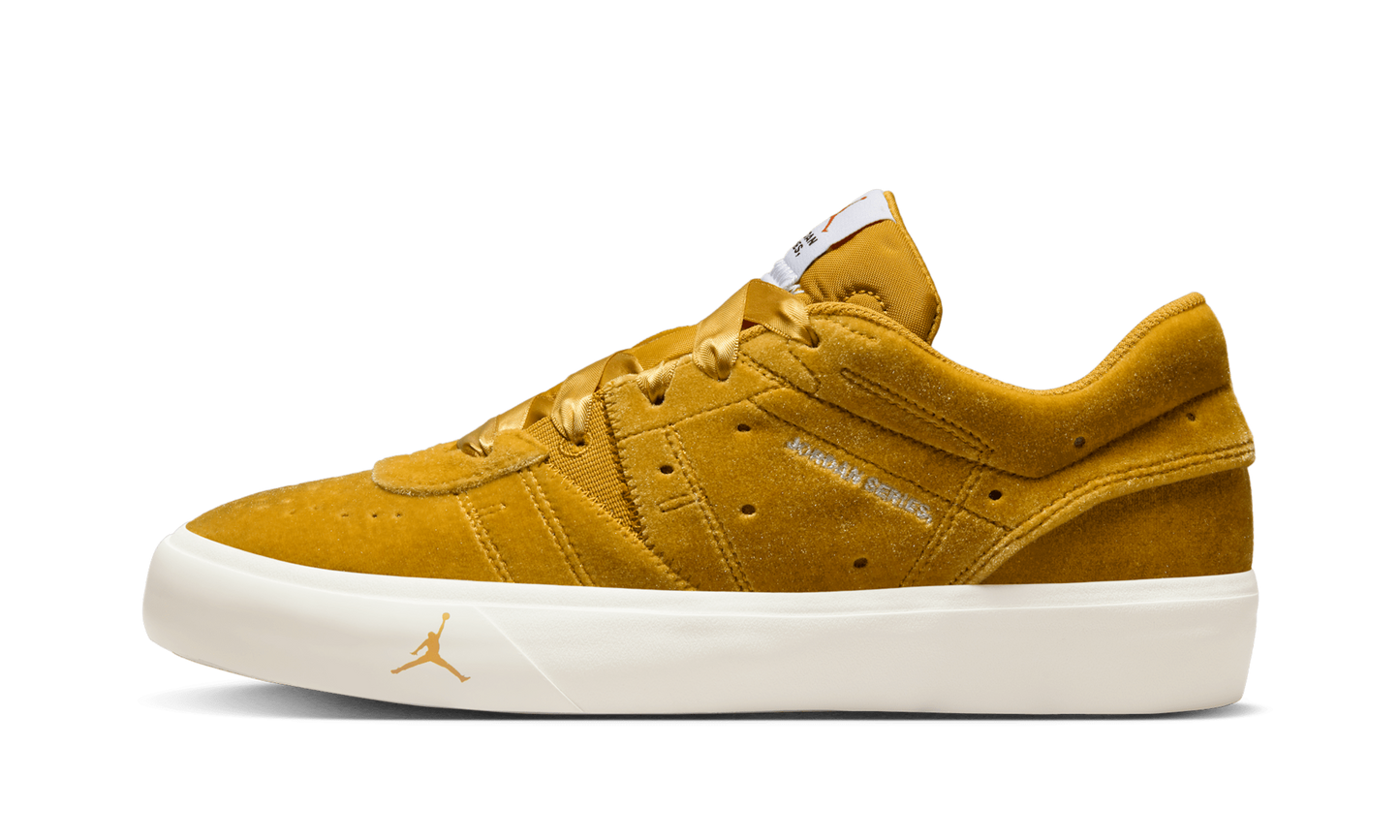 Jordan Series.05 SE WMNS "Gold Velvet" DZ7737 761
