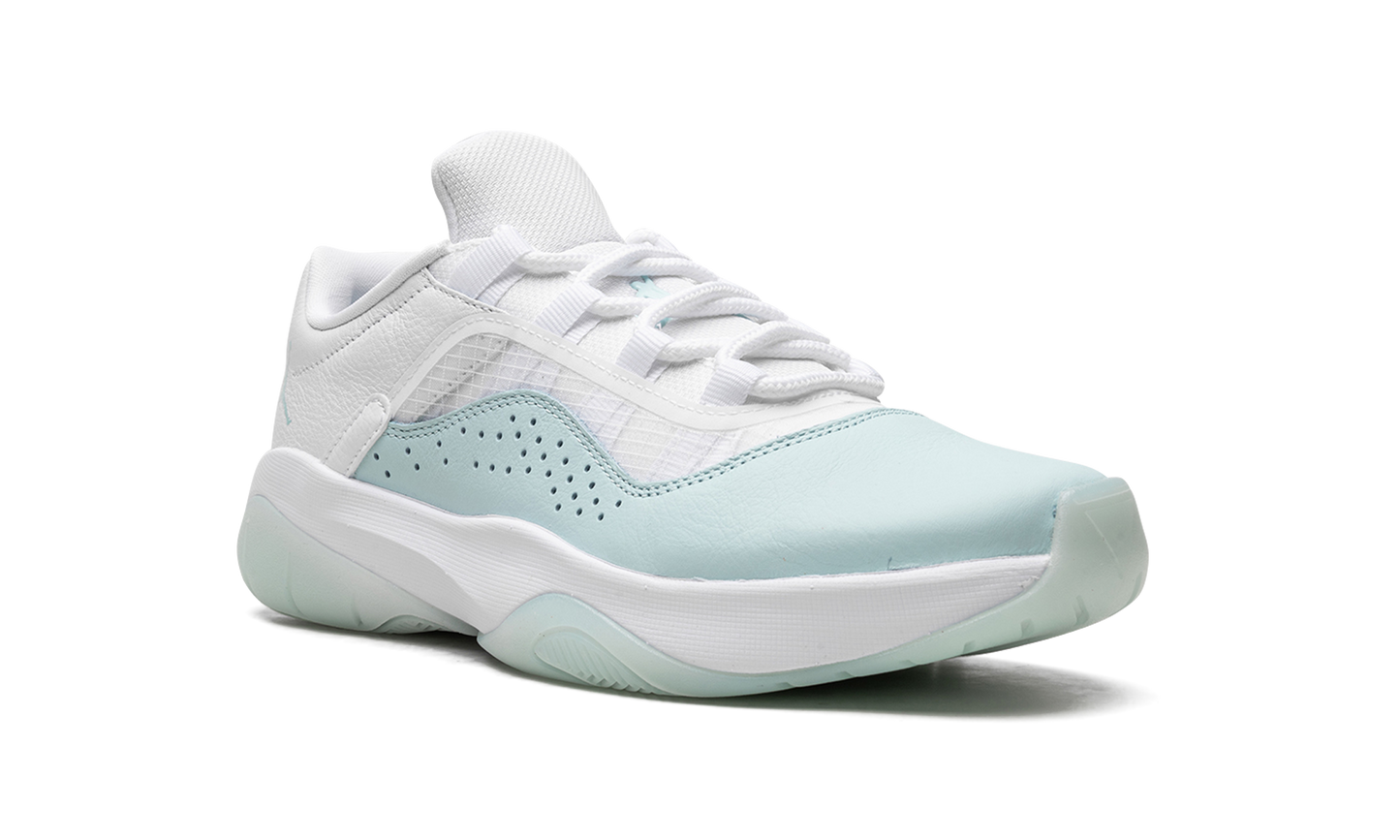 AIR JORDAN 11 CMFT WMNS "Igloo" DV2629 100