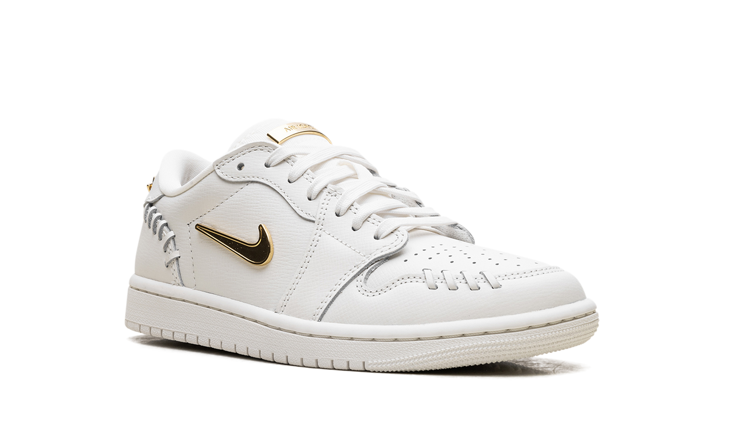 Jordan 1 Low WMNS "Method of Make Sail Metallic Gold" FN5032 100