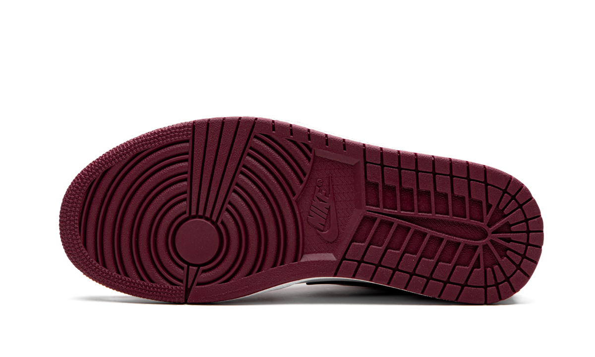 Air Jordan 1 Low "Noble Red" 553558 604