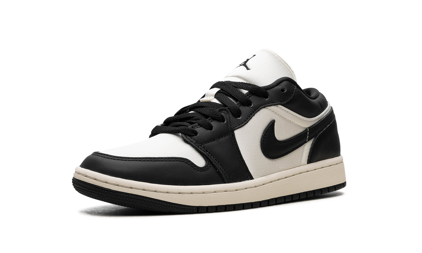 Air Jordan 1 Low WMNS "Vintage Panda" FB9893 101
