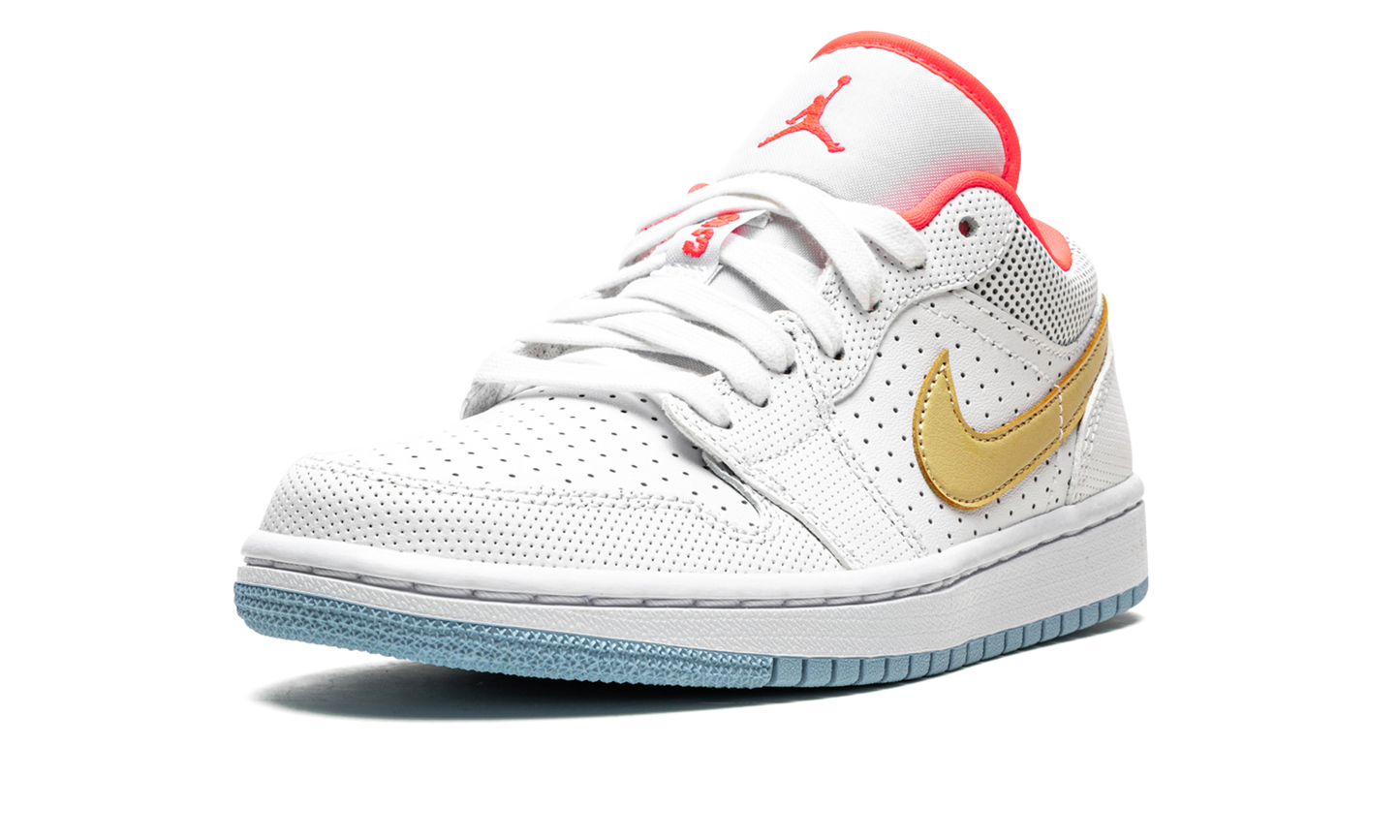 AIR JORDAN 1 LO SE WMNS "White / Sesame / Flash Crimson" DC9509 100
