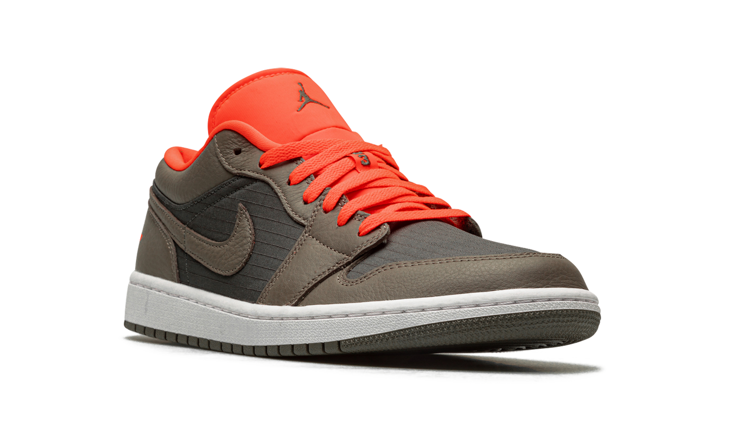 AIR JORDAN 1 LO SE WMNS "Black / Olive/ Bright Crimson" DQ6076 002
