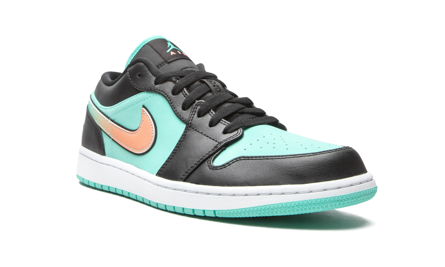 Air Jordan 1 Low SE "Tropical Twist" CK3022 301