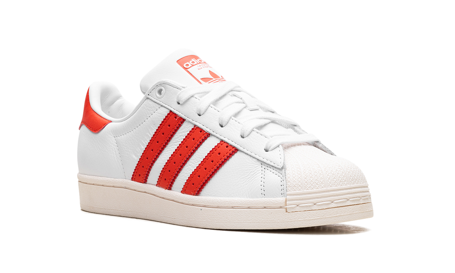 Superstar WMNS "Cloud White Bright Red"