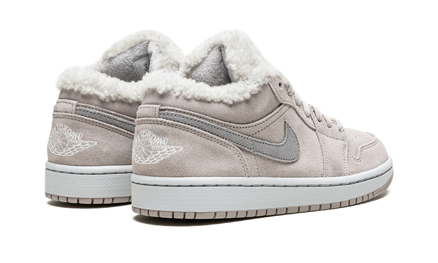 AIR JORDAN 1 LO SE WMNS "Sherpa Fleece" DO0750 002