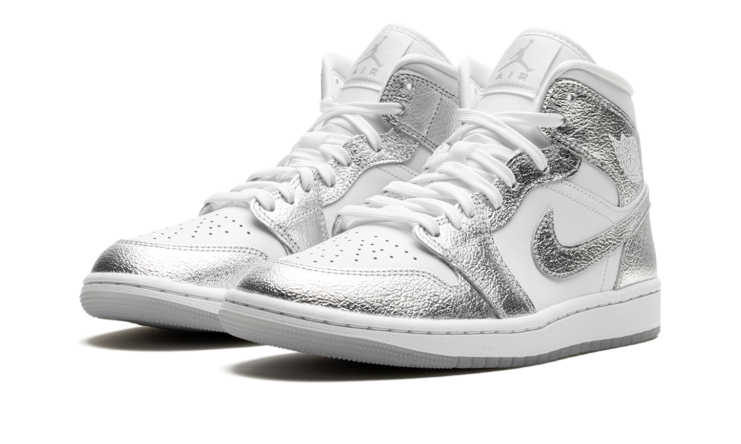 Air Jordan 1 Mid SE WMNS "Metallic Silver" FN5031 100