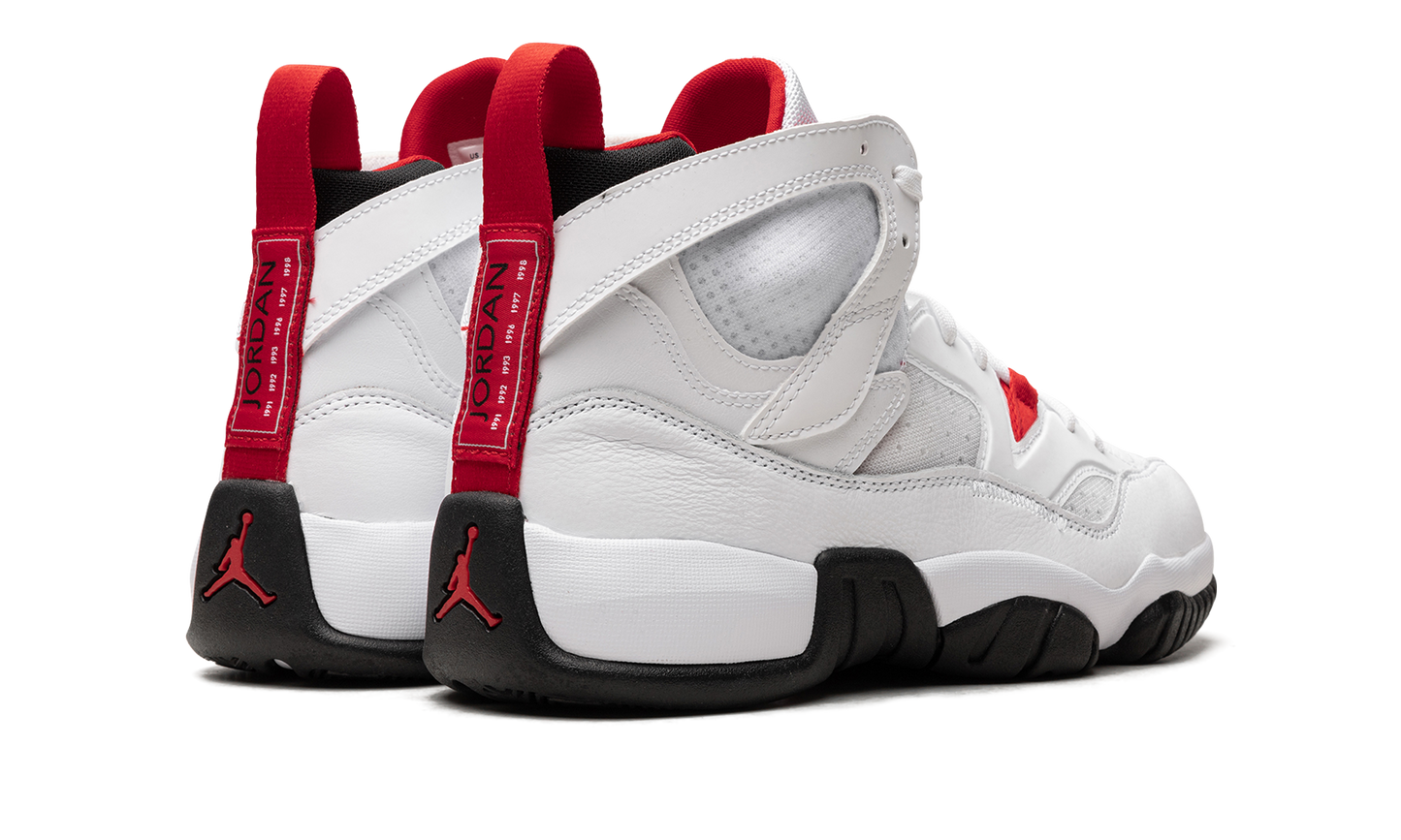 Jumpman Two Trey "White University Red" DO1925 160