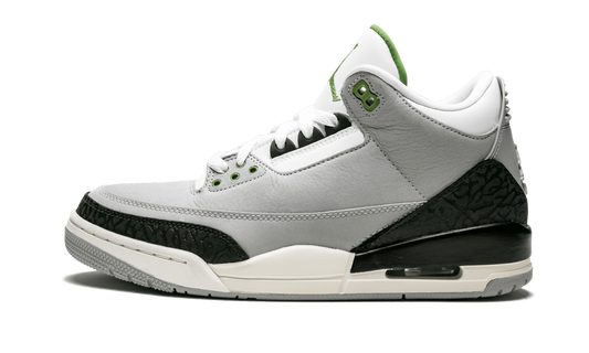 Air Jordan 3 Retro "Chlorophyll" 136064 006