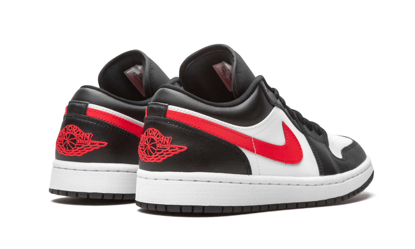 AIR JORDAN 1 LO WMNS "Siren Red / Black / White" DC0774 004