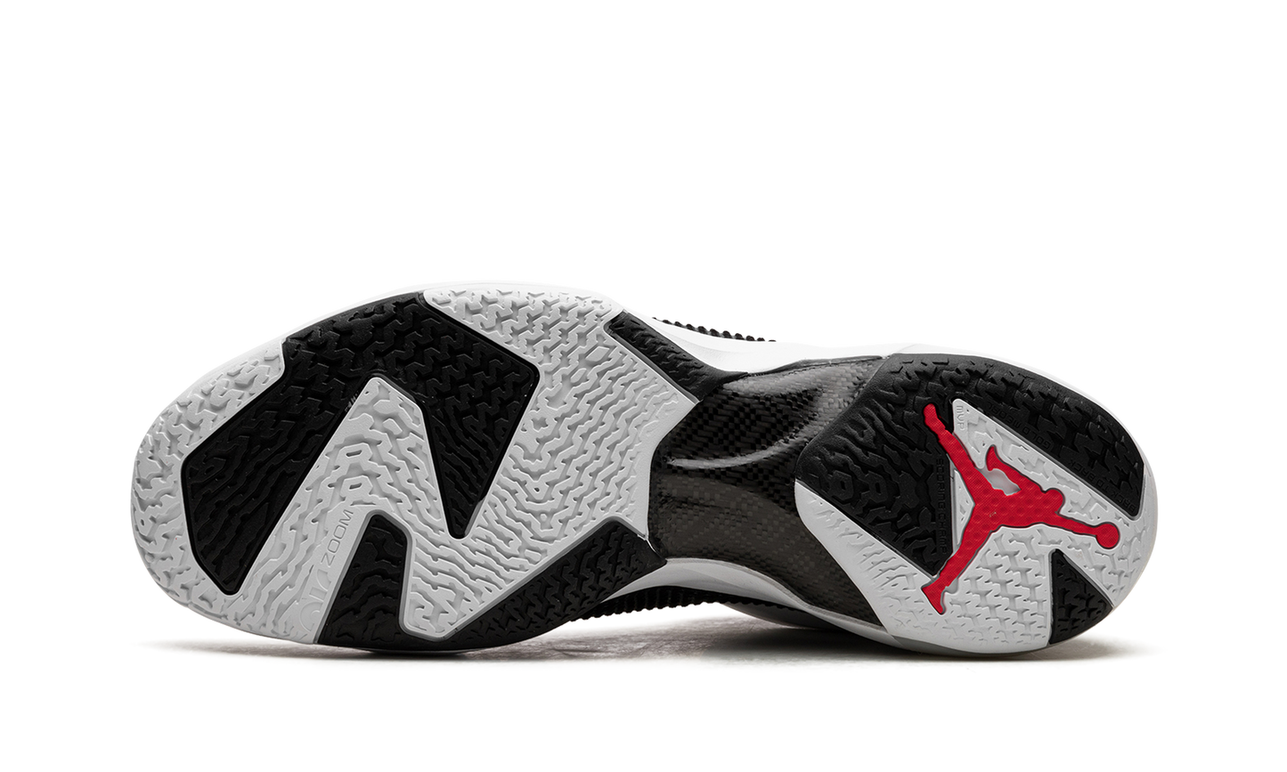 Air Jordan 37 Low "Siren Red" DQ4122 100