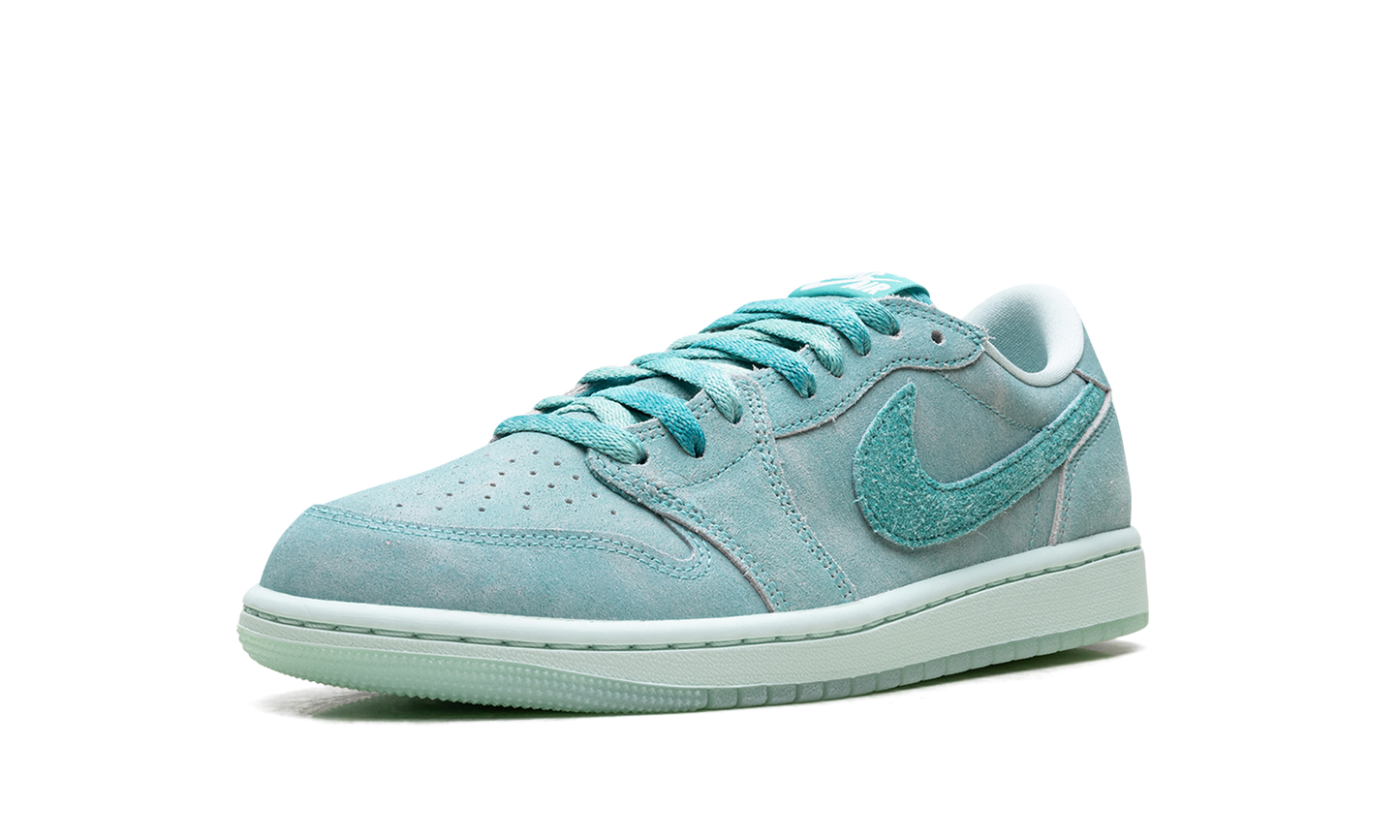 Jordan 1 Retro Low OG WMNS "Washed Teal" HQ8111 300