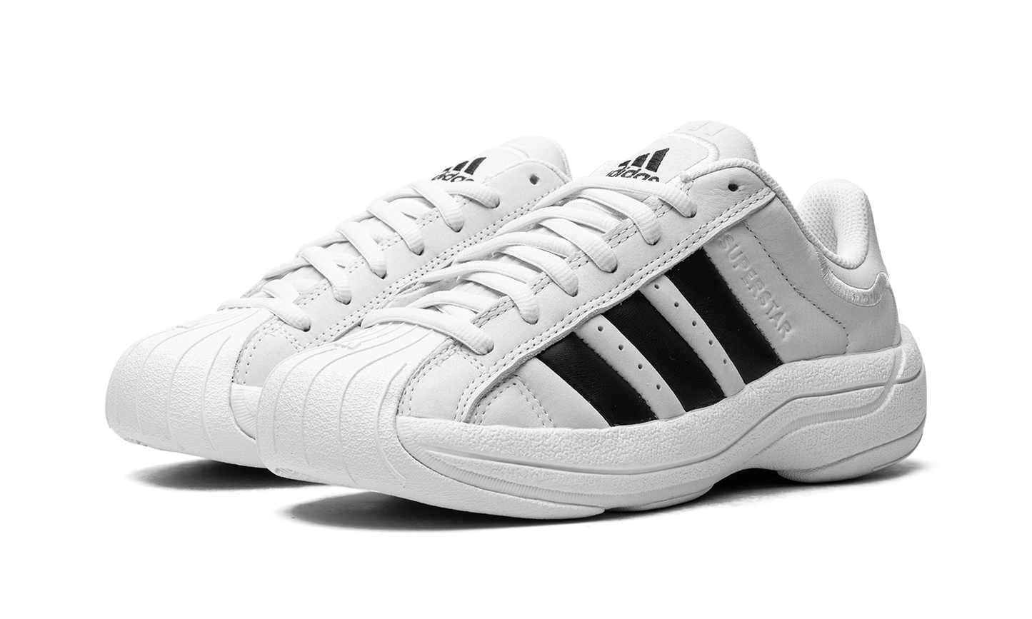 Superstar Millenium "White / Black"