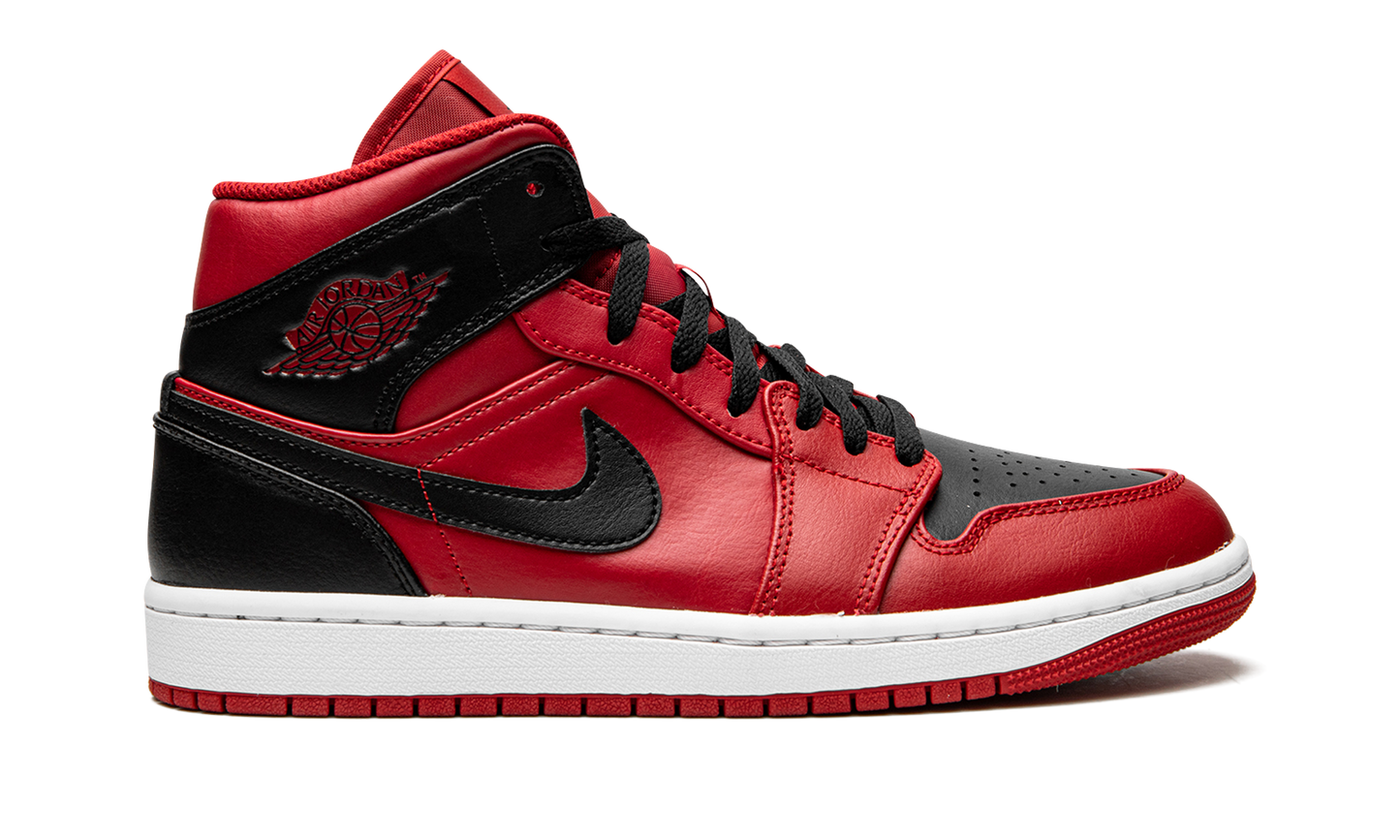 Jordan 1 Mid "Reverse Bred" 554724 660