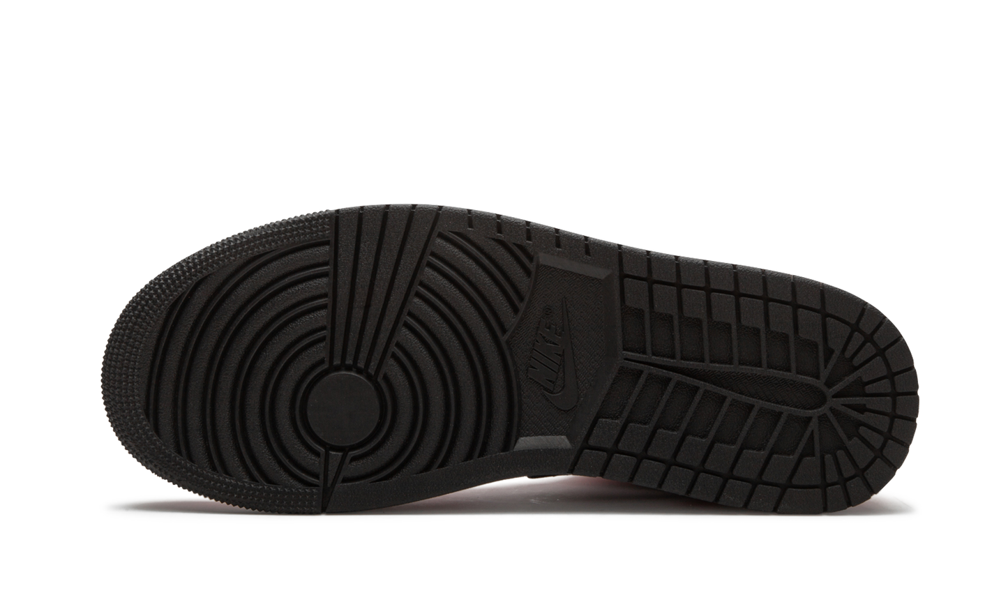 Air Jordan 1 Mid "Chicago Black Toe" 554724 069