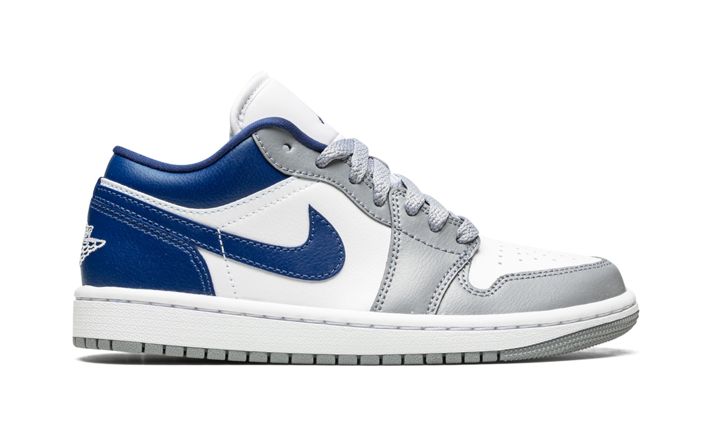 Air Jordan 1 Low WMNS "Stealth / French Blue" DC0774 042