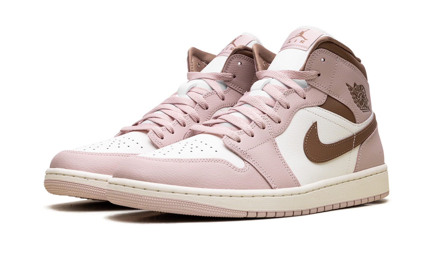 Jordan 1 Mid WMNS "Pink Oxford Brown" BQ6472 620