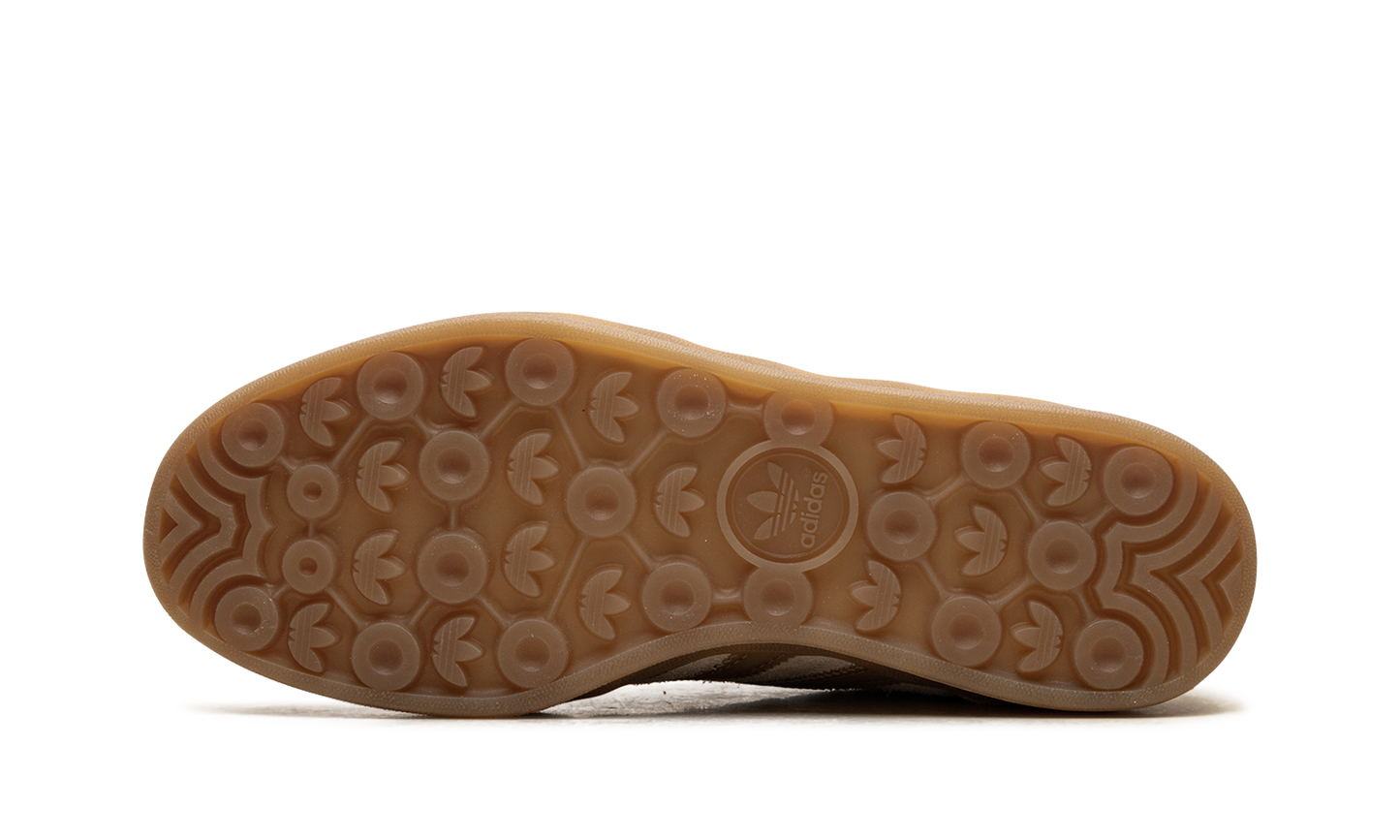 Gazelle Indoor WMNS "Wonder White"