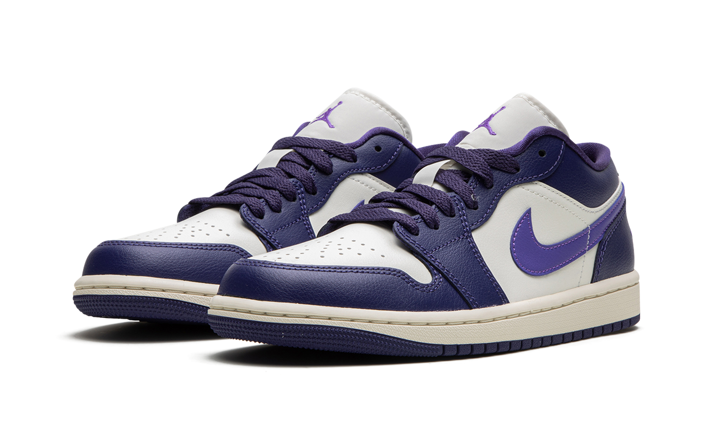 AIR JORDAN 1 LO WMNS "Action Grape" DC0774 502