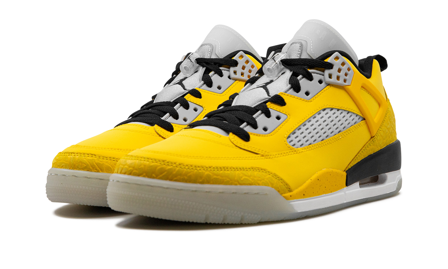 Jordan Spizike Low "Lightning" HF4319 741