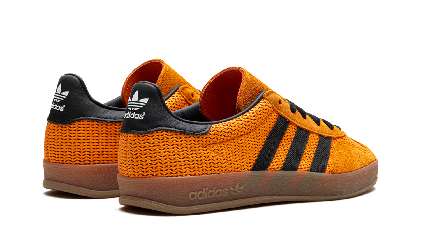 Gazelle Indoor "Orange / Core Black"