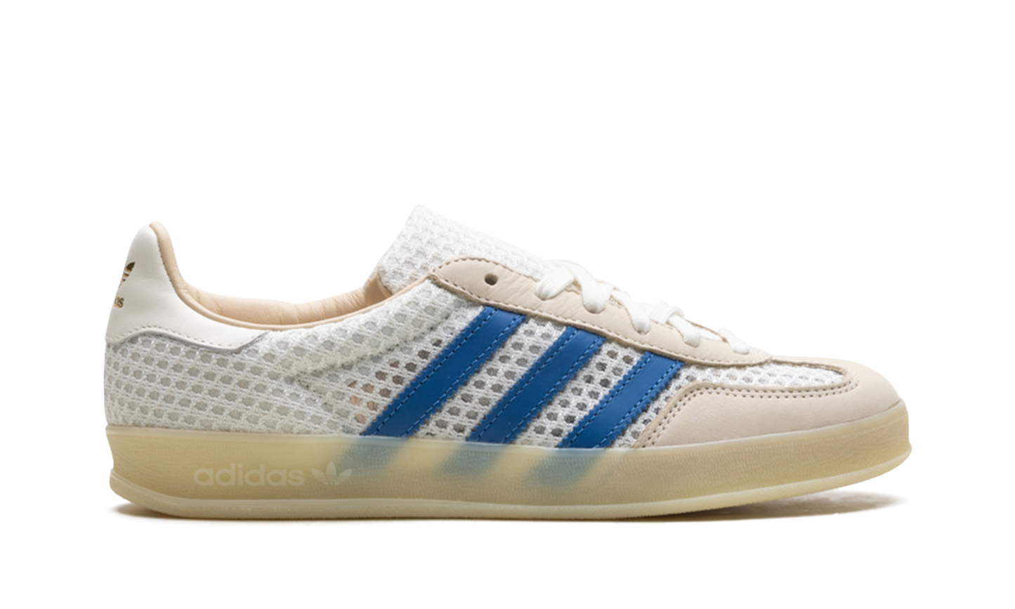 Gazelle Indoor "Off White Focus Blue"