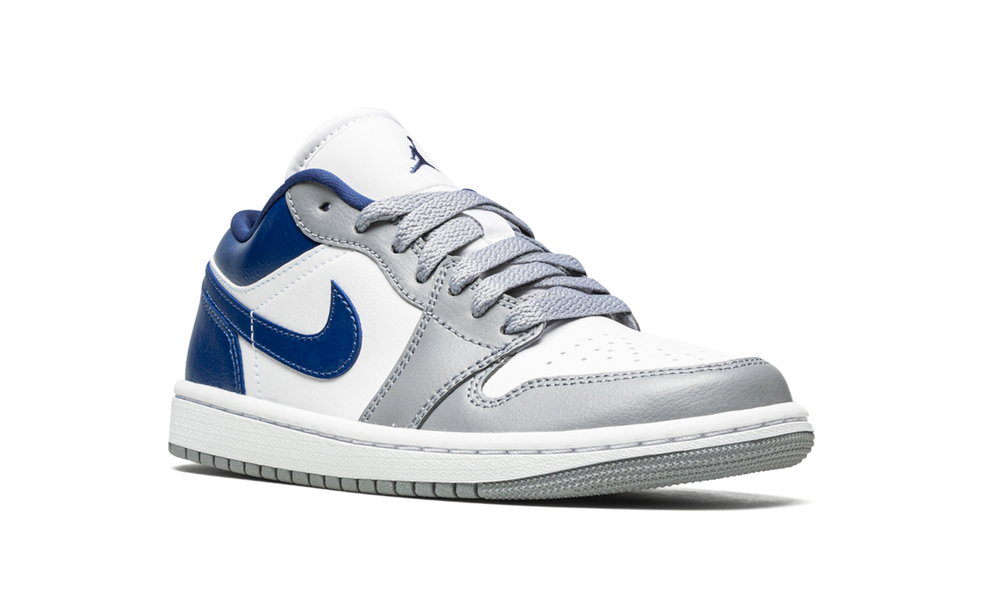 Air Jordan 1 Low WMNS "Stealth / French Blue" DC0774 042