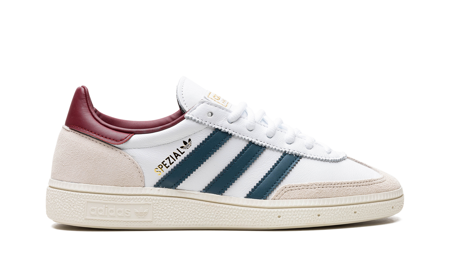 Handball Spezial "White Arctic Night"