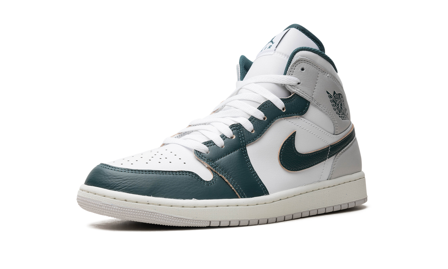 Air Jordan 1 "Oxidized Green" FQ7720 103