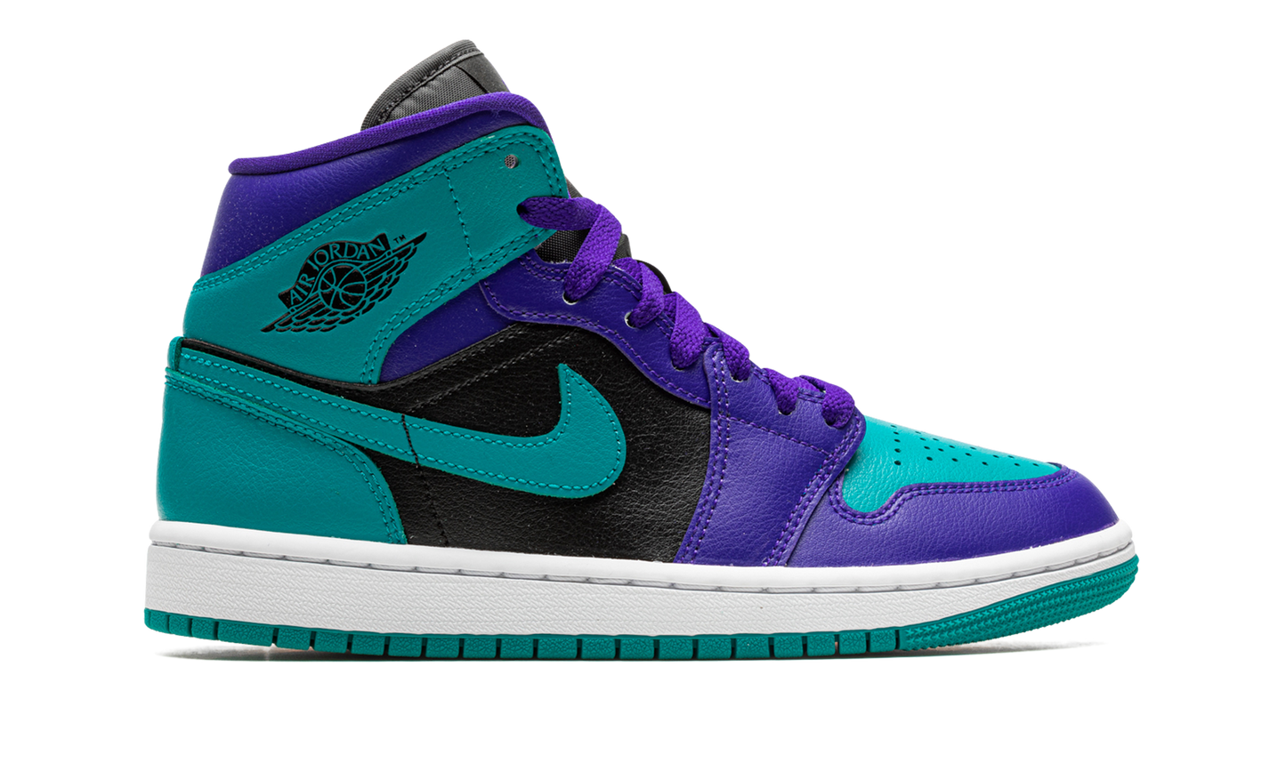 AIR JORDAN 1 MID WMNS "Black Grape"
