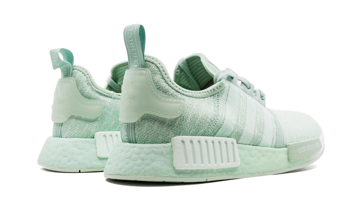 NMD_R1 WMNS