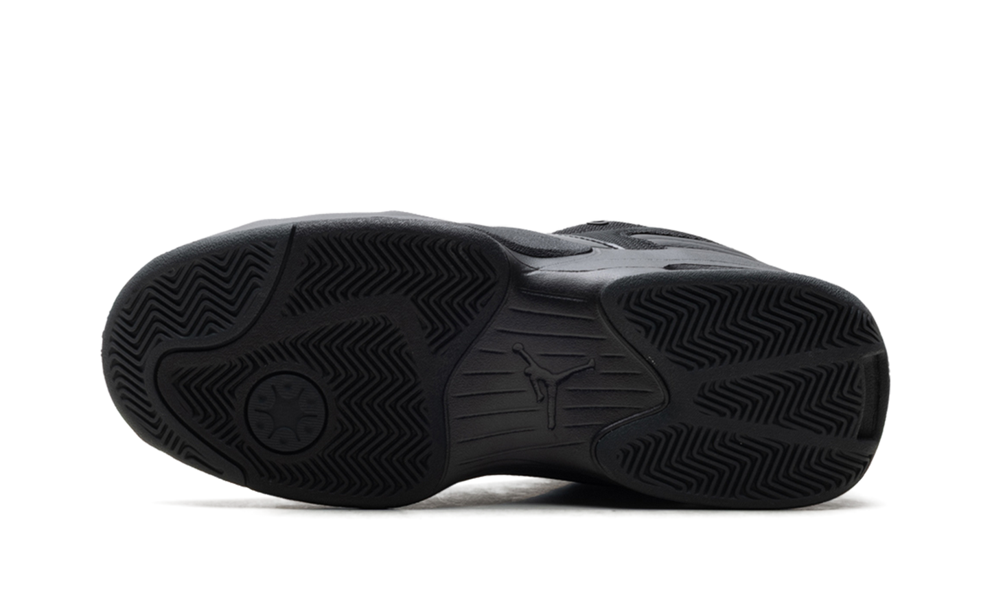 Max Aura 6 "Anthracite" FQ8298 001