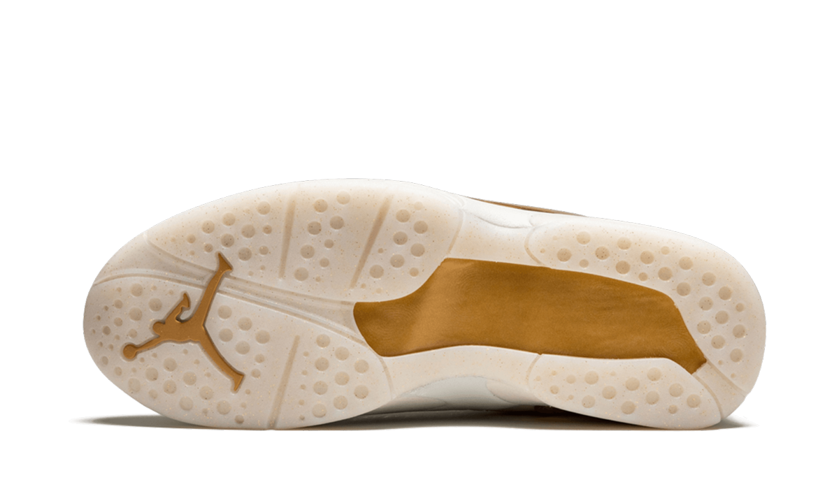 Air Jordan 8 Retro C&C "Trophy" 832821 030