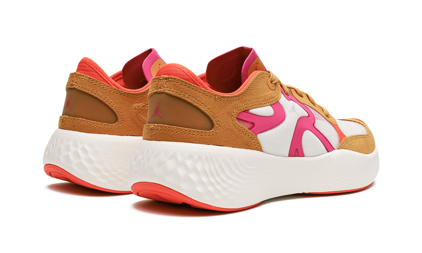 JORDAN DELTA 3 LO WMNS "Chutney" DM3384 781