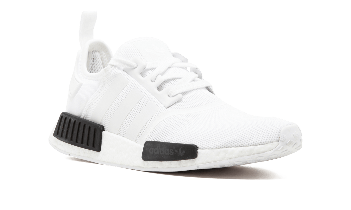 NMD_R1 "Panda"