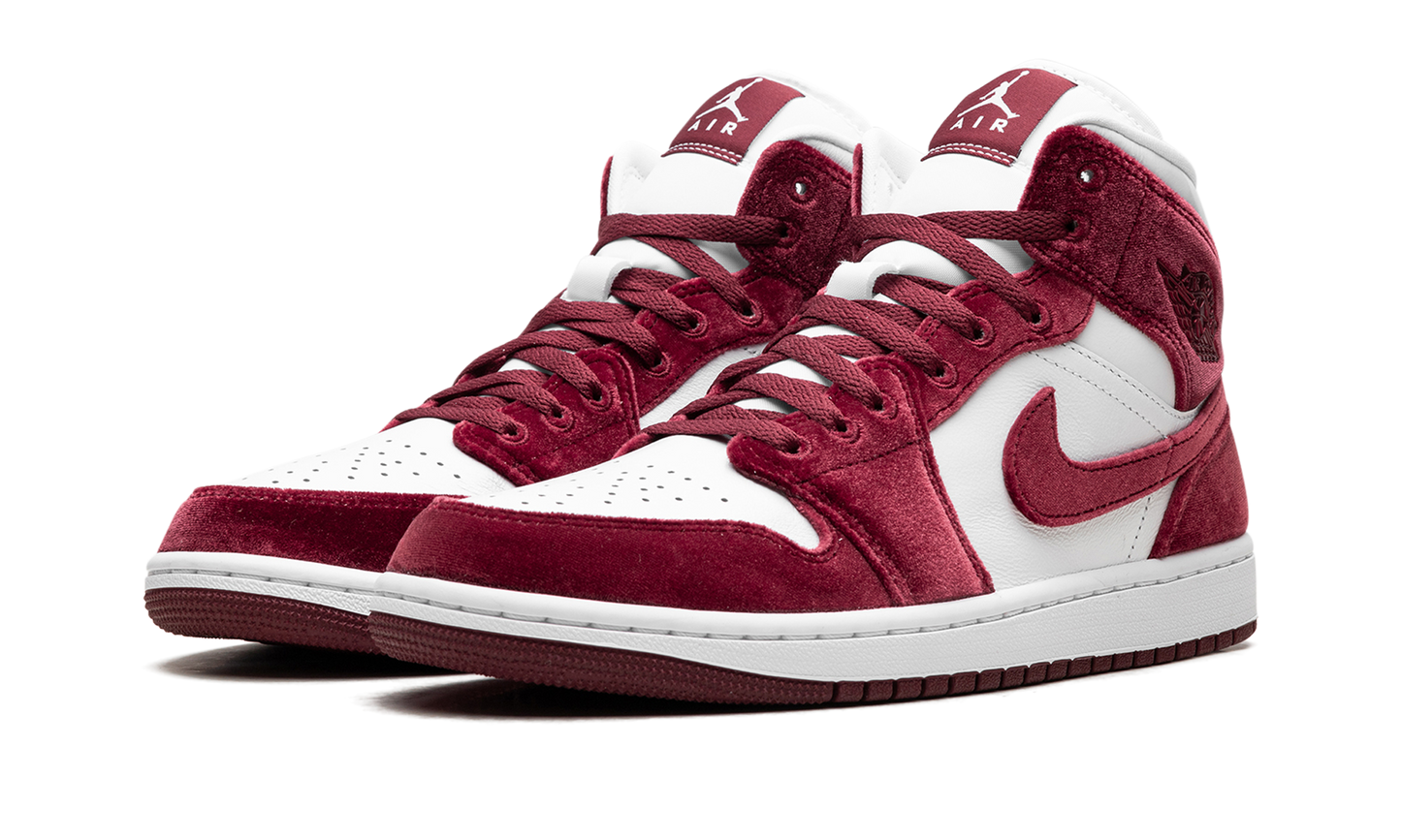 JORDAN 1 MID SE WMNS "Red Velvet" FZ3334 100