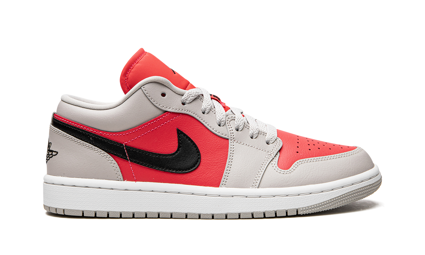 AIR JORDAN 1 LO WMNS "Light Iron Ore / Siren Red" DC0774 060